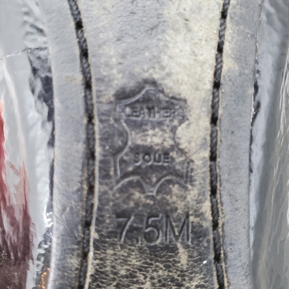 Tory Burch Caroline Black Patent Leather Ballet Flats Gold Logo Shoes Size 7.5‎ - Picture 8 of 11